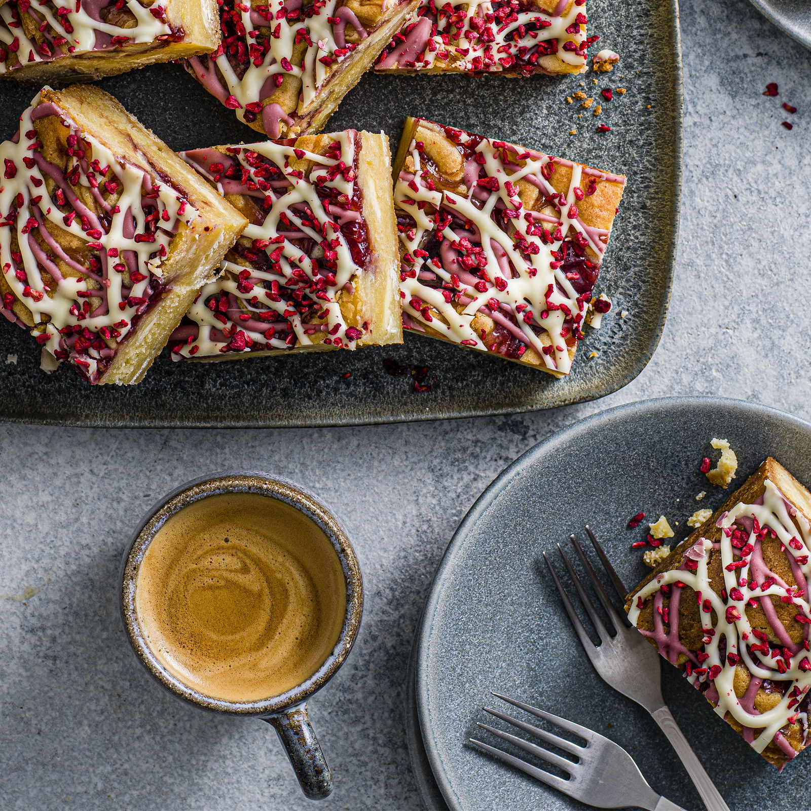 Raspberry & White Chocolate Blondie - Cakehead