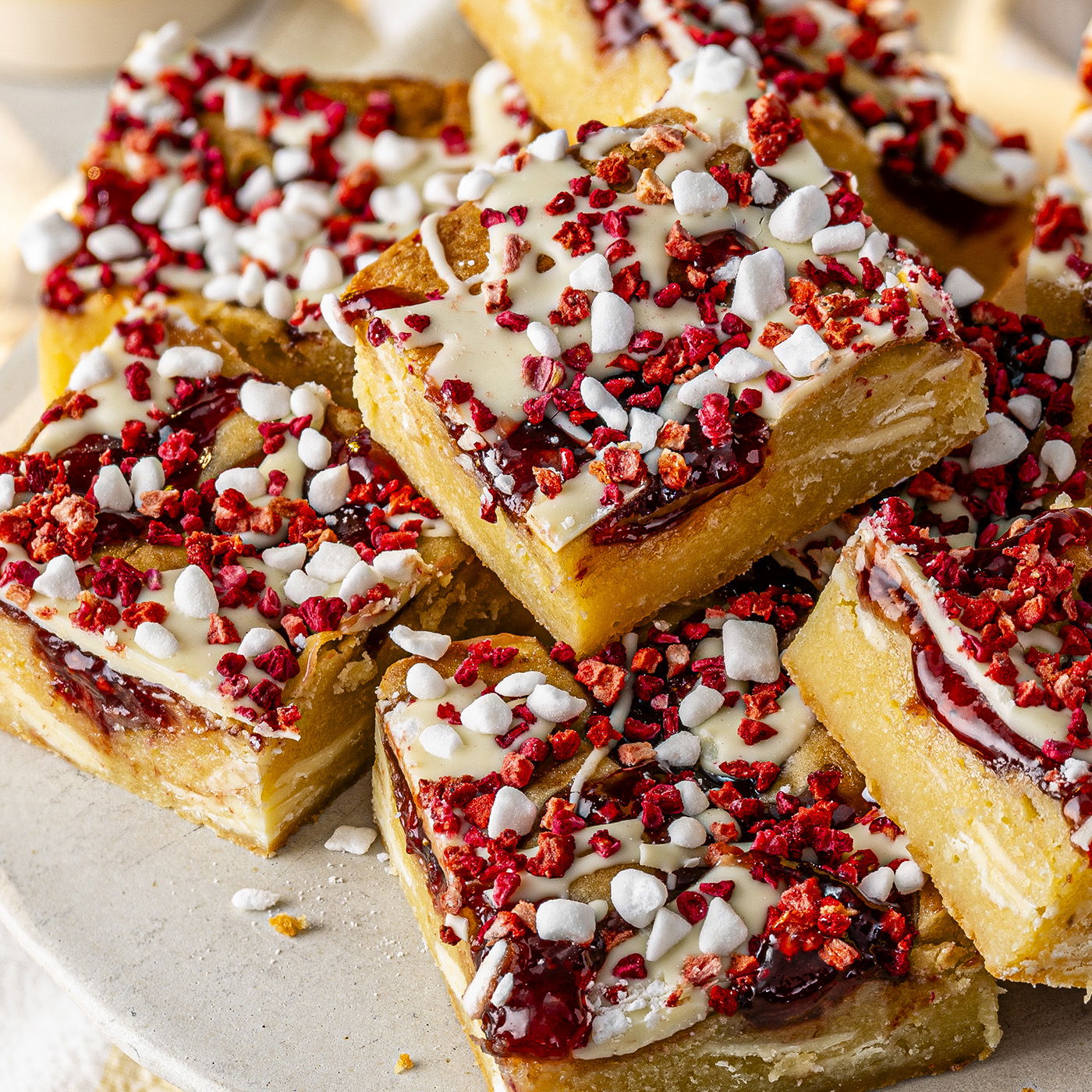 Eton Mess Blondie - Image
